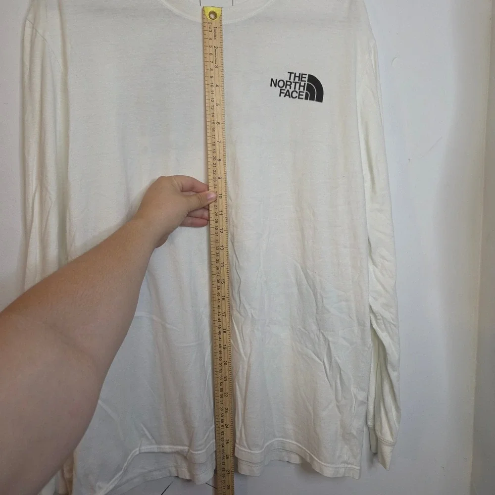 The North Face Mens XL White Long Sleeve Never Stop Exploring Graphic T-Shirt